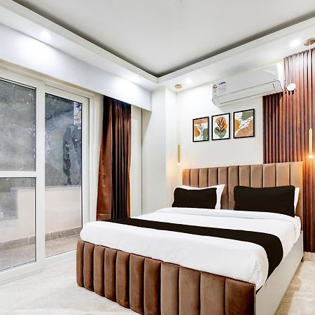 Super Hotel O Sector 43 คูร์เคาน์ ภายนอก รูปภาพ