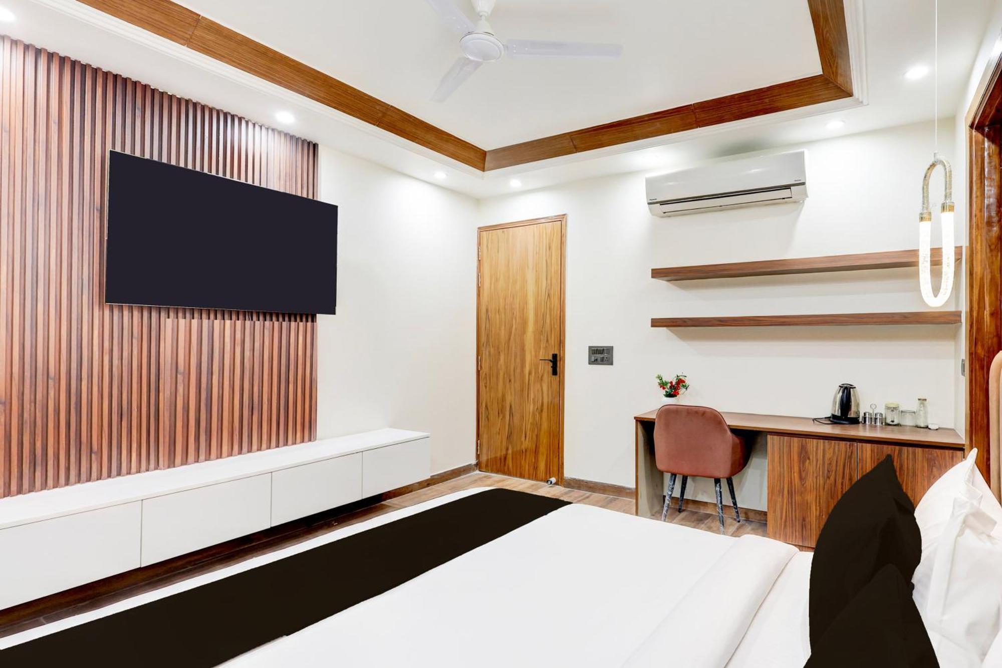 Super Hotel O Sector 43 คูร์เคาน์ ภายนอก รูปภาพ